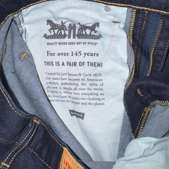 Levi’s Men's Classic Blue Jeans - Picture 7 of 8